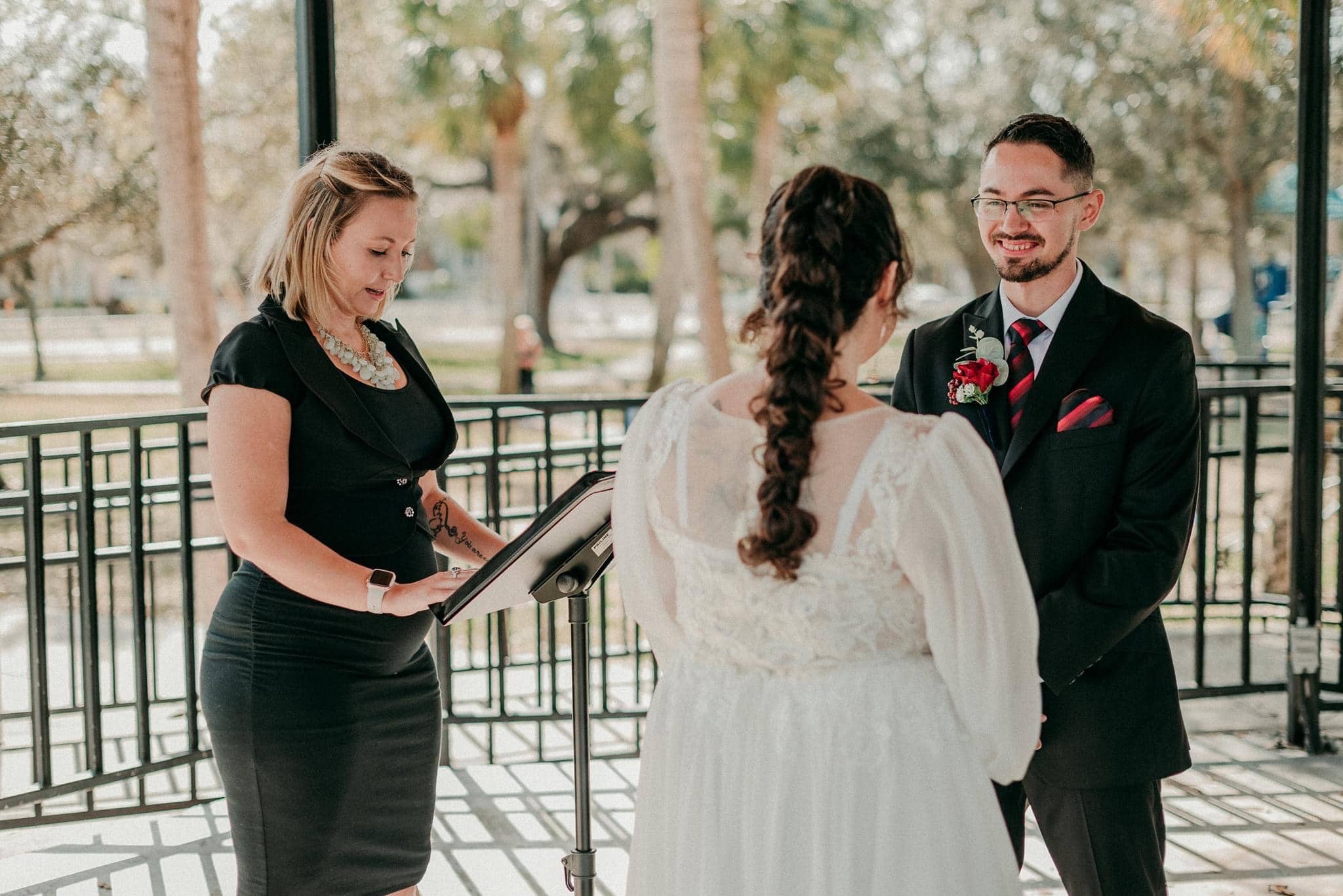 Gabrielle Events Wedding Officiant Hero Image